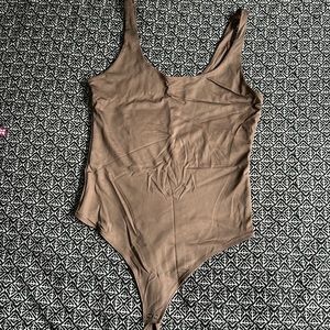 Abercrombie & Fitch body suit
